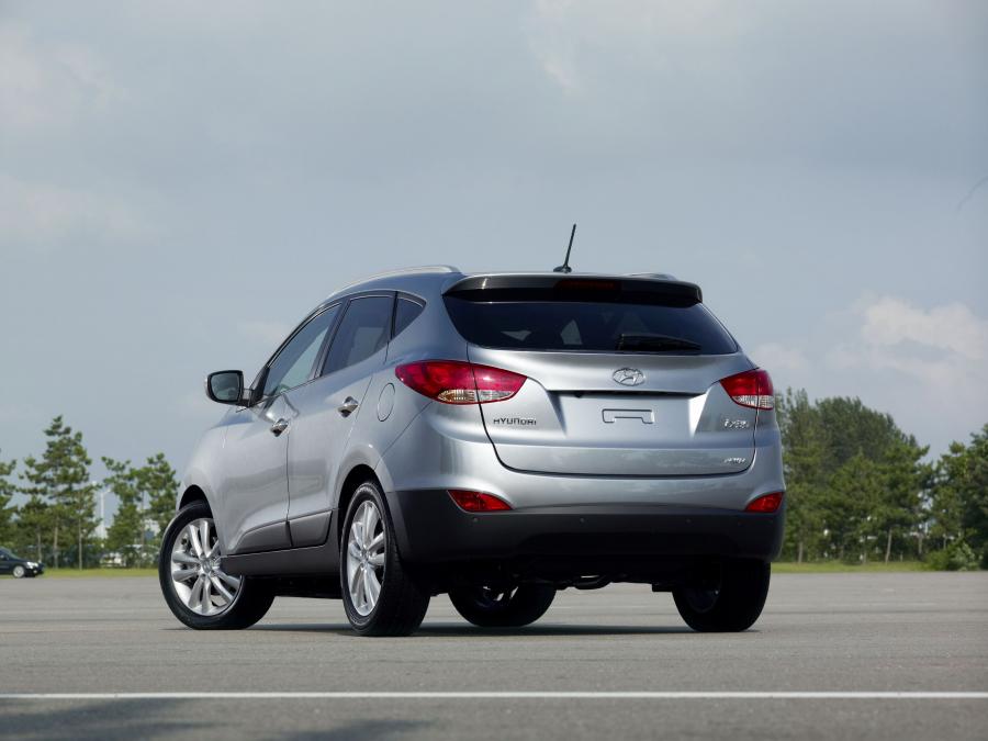  Hyundai ix35 2010 года  (фото 65 из 114)